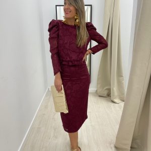 Conjunto encajes falda