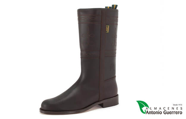BOTA CAMPERO PIEL ENGRASADA MOD 305 BC